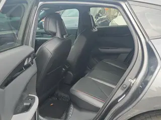 Changan UNI-V 2022 1.5T Wisdom Pilot Type exterior photo 5 Changan UNI-V 2022 1.5T Wisdom Pilot Type exterior photo 5