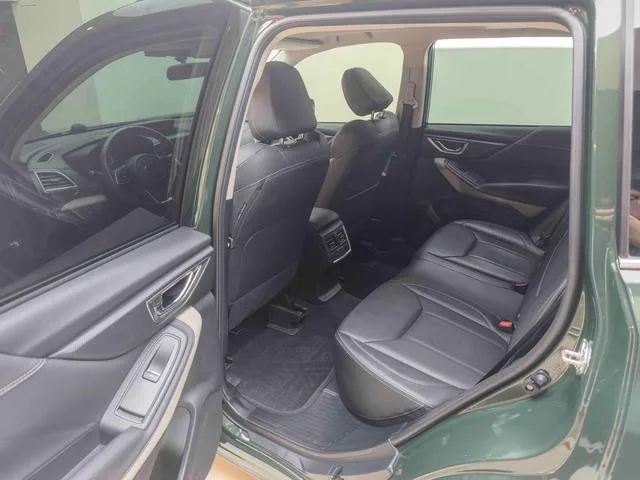 Subaru FORESTER Forest Man 2022 2.0i AWD Luxury Edition EyeSight interior photo 10 Subaru FORESTER Forest Man 2022 2.0i AWD Luxury Edition EyeSight interior photo 10