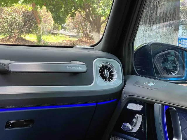 Mercedes-Benz Mercedes-AMG G-Class 2022 AMG G 63 interior photo 15 Mercedes-Benz Mercedes-AMG G-Class 2022 AMG G 63 interior photo 15