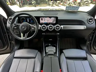 Mercedes-Benz GLB 2023 GLB 220 Fashionable exterior photo 4 Mercedes-Benz GLB 2023 GLB 220 Fashionable exterior photo 4