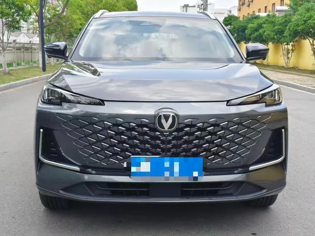 Changan CS55 PLUS 2024 Tercera generación 1.5T DCT Acabado premium exterior foto 2 Changan CS55 PLUS 2024 Tercera generación 1.5T DCT Acabado premium exterior foto 2
