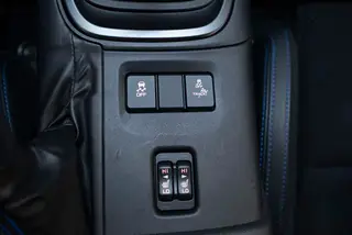Subaru BRZ 2023 2.4L Manuel 10 Édition anniversaire intérieur photo 12 Subaru BRZ 2023 2.4L Manuel 10 Édition anniversaire intérieur photo 12