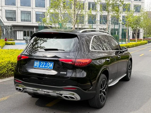 Mercedes-Benz GLC 2023 Restyling GLC 260 L 4MATIC Dynamic 7 seat interior photo 8 Mercedes-Benz GLC 2023 Restyling GLC 260 L 4MATIC Dynamic 7 seat interior photo 8