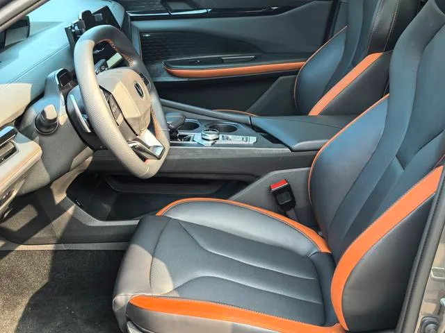 Changan UNI-V 2023 1.5T Wisdom Pilot Type interior photo 9 Changan UNI-V 2023 1.5T Wisdom Pilot Type interior photo 9