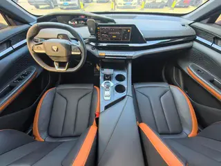 Changan UNI-V 2023 1.5T Wisdom Pilot Type interior photo 13 Changan UNI-V 2023 1.5T Wisdom Pilot Type interior photo 13