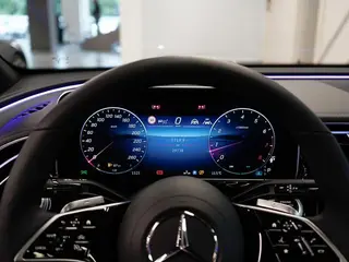 Mercedes-Benz E-Class 2024 E 300 L Premium Trim Passenger car exterior photo 9 Mercedes-Benz E-Class 2024 E 300 L Premium Trim Passenger car exterior photo 9