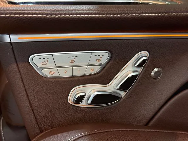 Mercedes-Benz V-Class 2021 V 260 L Empattement long version de luxe intérieur photo 15 Mercedes-Benz V-Class 2021 V 260 L Empattement long version de luxe intérieur photo 15