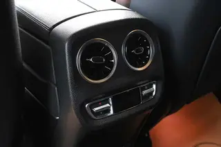 Mercedes-Benz G-Class 2024 G 350 interior foto 15 Mercedes-Benz G-Class 2024 G 350 interior foto 15