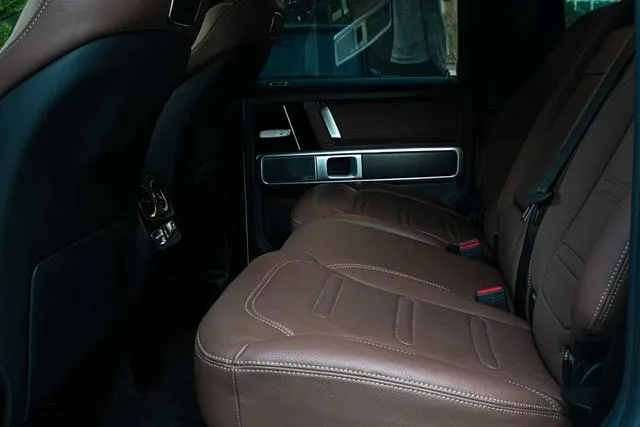 Mercedes-Benz G-Class 2024 G 350 interior foto 17 Mercedes-Benz G-Class 2024 G 350 interior foto 17
