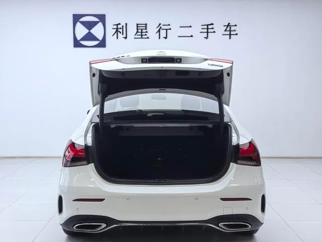 Mercedes-Benz A-Class 2023 A 200 L Sport Sedan Fashion Edition exterior photo 6 Mercedes-Benz A-Class 2023 A 200 L Sport Sedan Fashion Edition exterior photo 6