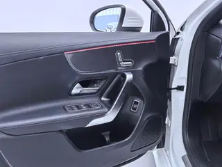 Mercedes-Benz A-Class 2023 A 200 L Sport Sedan Fashion Edition interior photo 17 Mercedes-Benz A-Class 2023 A 200 L Sport Sedan Fashion Edition interior photo 17