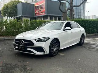 Mercedes-Benz C-Class 2023 Reforma C 200 L Versión deportiva exterior foto 1 Mercedes-Benz C-Class 2023 Reforma C 200 L Versión deportiva exterior foto 1