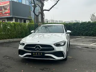 Mercedes-Benz C-Class 2023 Reforma C 200 L Versión deportiva exterior foto 2 Mercedes-Benz C-Class 2023 Reforma C 200 L Versión deportiva exterior foto 2