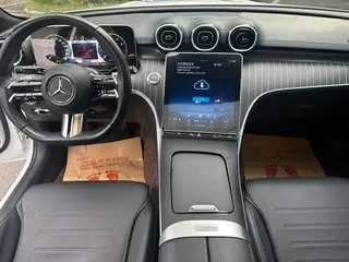Mercedes-Benz C-Class 2023 Reforma C 200 L Versión deportiva interior foto 10 Mercedes-Benz C-Class 2023 Reforma C 200 L Versión deportiva interior foto 10