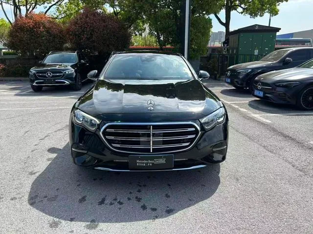 Mercedes-Benz E-Class 2024 E 300 L Luxury type Passenger car exterior photo 2 Mercedes-Benz E-Class 2024 E 300 L Luxury type Passenger car exterior photo 2