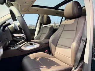 Mercedes-Benz GLS 2023 GLS 450 4MATIC Estilo de moda interior foto 14 Mercedes-Benz GLS 2023 GLS 450 4MATIC Estilo de moda interior foto 14