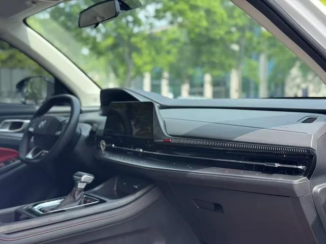 Changan CS55 PLUS 2022 Second generation 1.5T DCT Premium Trim interior photo 7 Changan CS55 PLUS 2022 Second generation 1.5T DCT Premium Trim interior photo 7
