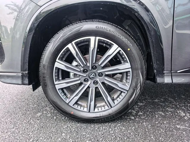 Changan CS75 PLUS 2025 Fourth generation 1.5T New Blue Whale Wisdom Enjoy exterior photo 5 Changan CS75 PLUS 2025 Fourth generation 1.5T New Blue Whale Wisdom Enjoy exterior photo 5