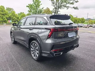 Changan CS75 PLUS 2025 Fourth generation 1.5T New Blue Whale Wisdom Enjoy interior photo 14 Changan CS75 PLUS 2025 Fourth generation 1.5T New Blue Whale Wisdom Enjoy interior photo 14