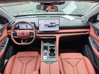 Changan CS75 PLUS 2025 Fourth generation 1.5T New Blue Whale Wisdom Enjoy interior photo 16 Changan CS75 PLUS 2025 Fourth generation 1.5T New Blue Whale Wisdom Enjoy interior photo 16