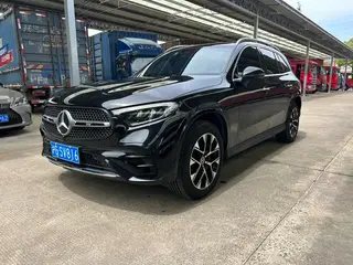 Mercedes-Benz GLC 2024 Restyling GLC 260 L 4MATIC Luxury type 5 seat exterior photo 1 Mercedes-Benz GLC 2024 Restyling GLC 260 L 4MATIC Luxury type 5 seat exterior photo 1