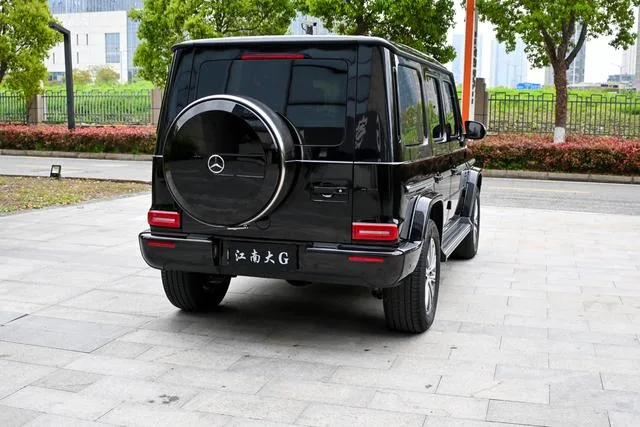 Mercedes-Benz G-Class 2023 G 500 interior photo 18 Mercedes-Benz G-Class 2023 G 500 interior photo 18