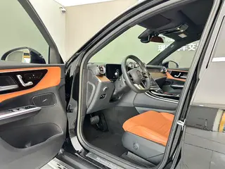 Mercedes-Benz GLC 2023 GLC 300 L 4MATIC Dynamic 7 seat exterior photo 4 Mercedes-Benz GLC 2023 GLC 300 L 4MATIC Dynamic 7 seat exterior photo 4