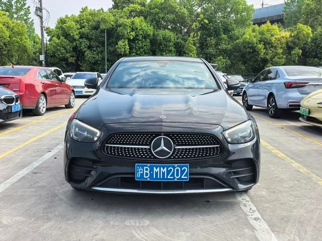 Mercedes-Benz E-Class 2021 Restyling E 300 L Luxury type sports car exterior photo 2 Mercedes-Benz E-Class 2021 Restyling E 300 L Luxury type sports car exterior photo 2