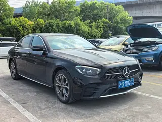 Mercedes-Benz E-Class 2021 Restyling E 300 L Luxury type sports car exterior photo 3 Mercedes-Benz E-Class 2021 Restyling E 300 L Luxury type sports car exterior photo 3