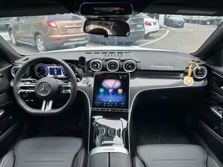 Mercedes-Benz C-Class 2025 C 260 L Sports version interior photo 10 Mercedes-Benz C-Class 2025 C 260 L Sports version interior photo 10