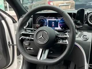 Mercedes-Benz C-Class 2025 C 260 L Sports version interior photo 11 Mercedes-Benz C-Class 2025 C 260 L Sports version interior photo 11