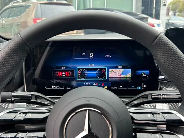 Mercedes-Benz C-Class 2025 C 260 L Sports version interior photo 16 Mercedes-Benz C-Class 2025 C 260 L Sports version interior photo 16