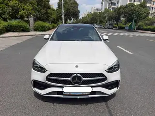 Mercedes-Benz C-Class 2024 Three changes C 260 L Sports version exterior photo 2 Mercedes-Benz C-Class 2024 Three changes C 260 L Sports version exterior photo 2