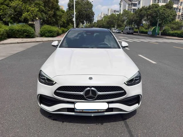 Mercedes-Benz C-Class 2024 Three changes C 260 L Sports version exterior photo 2 Mercedes-Benz C-Class 2024 Three changes C 260 L Sports version exterior photo 2