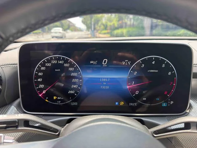 Mercedes-Benz C-Class 2024 Three changes C 260 L Sports version interior photo 8 Mercedes-Benz C-Class 2024 Three changes C 260 L Sports version interior photo 8