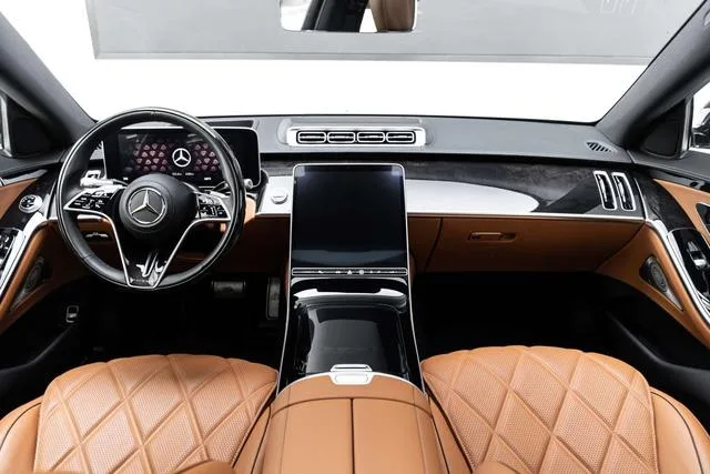Mercedes-Benz Mercedes-Maybach S-Class 2024 S 480 4MATIC interior photo 14 Mercedes-Benz Mercedes-Maybach S-Class 2024 S 480 4MATIC interior photo 14