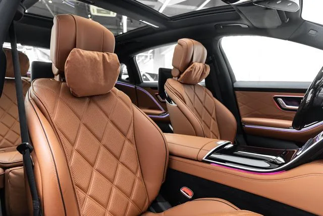Mercedes-Benz Mercedes-Maybach S-Class 2024 S 480 4MATIC interior photo 17 Mercedes-Benz Mercedes-Maybach S-Class 2024 S 480 4MATIC interior photo 17