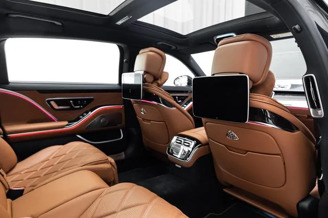 Mercedes-Benz Mercedes-Maybach S-Class 2024 S 480 4MATIC interior photo 20 Mercedes-Benz Mercedes-Maybach S-Class 2024 S 480 4MATIC interior photo 20