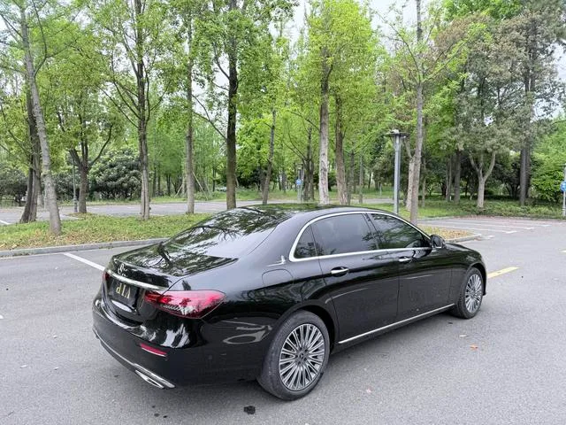 Mercedes-Benz E-Class 2023 E 300 L Fashionable Passenger car exterior photo 5 Mercedes-Benz E-Class 2023 E 300 L Fashionable Passenger car exterior photo 5
