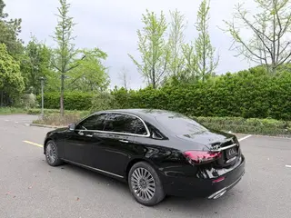 Mercedes-Benz E-Class 2023 E 300 L Fashionable Passenger car interior photo 7 Mercedes-Benz E-Class 2023 E 300 L Fashionable Passenger car interior photo 7
