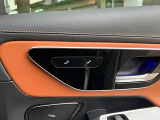 Mercedes-Benz GLC 2023 GLC 300 L 4MATIC Dynamic 5 seat interior photo 12 Mercedes-Benz GLC 2023 GLC 300 L 4MATIC Dynamic 5 seat interior photo 12