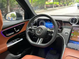 Mercedes-Benz GLC 2023 GLC 300 L 4MATIC Dynamic 5 seat interior photo 13 Mercedes-Benz GLC 2023 GLC 300 L 4MATIC Dynamic 5 seat interior photo 13