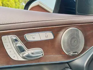 Mercedes-Benz GLC 2022 GLC 300 L 4MATIC Dynamic interior photo 14 Mercedes-Benz GLC 2022 GLC 300 L 4MATIC Dynamic interior photo 14
