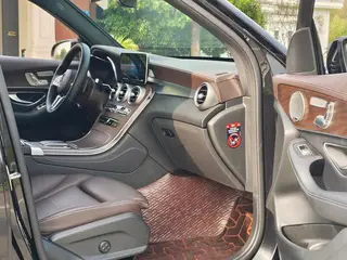 Mercedes-Benz GLC 2022 GLC 300 L 4MATIC Dynamic interior photo 16 Mercedes-Benz GLC 2022 GLC 300 L 4MATIC Dynamic interior photo 16