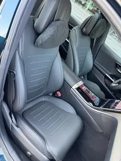 Mercedes-Benz C-Class 2024 C 260 L Versión deportiva interior foto 11 Mercedes-Benz C-Class 2024 C 260 L Versión deportiva interior foto 11