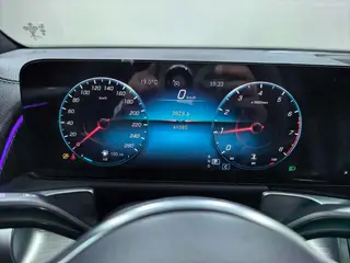 Mercedes-Benz GLB 2022 GLB 220 Estilo de moda interior foto 10 Mercedes-Benz GLB 2022 GLB 220 Estilo de moda interior foto 10
