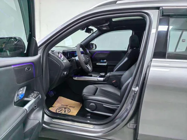Mercedes-Benz GLB 2022 GLB 220 Estilo de moda interior foto 11 Mercedes-Benz GLB 2022 GLB 220 Estilo de moda interior foto 11