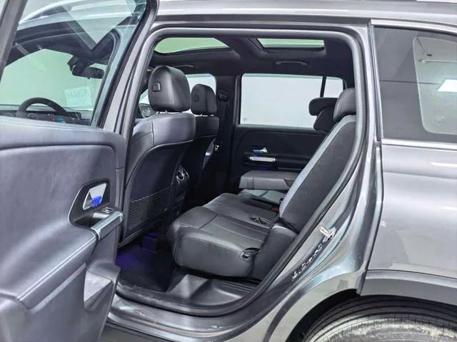 Mercedes-Benz GLB 2022 GLB 220 Estilo de moda interior foto 13 Mercedes-Benz GLB 2022 GLB 220 Estilo de moda interior foto 13