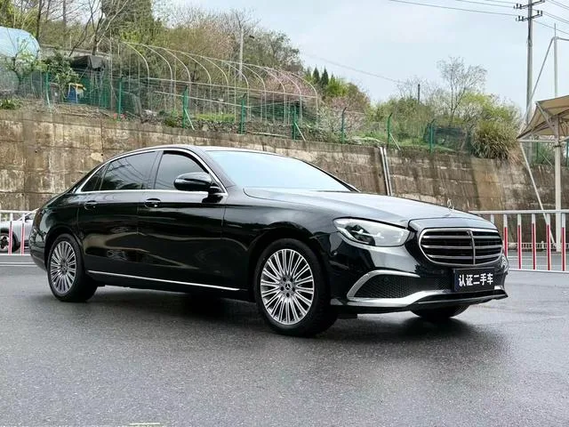 Mercedes-Benz E-Class 2022 E 300 L Fashionable Passenger car exterior photo 3 Mercedes-Benz E-Class 2022 E 300 L Fashionable Passenger car exterior photo 3
