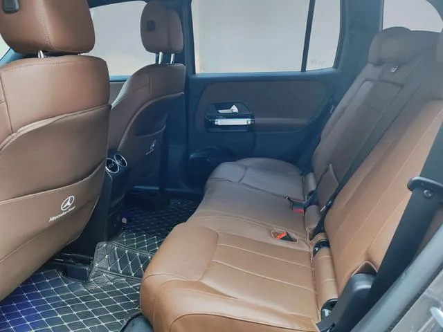 Mercedes-Benz GLB 2023 GLB 220 Dynamic interior photo 8 Mercedes-Benz GLB 2023 GLB 220 Dynamic interior photo 8